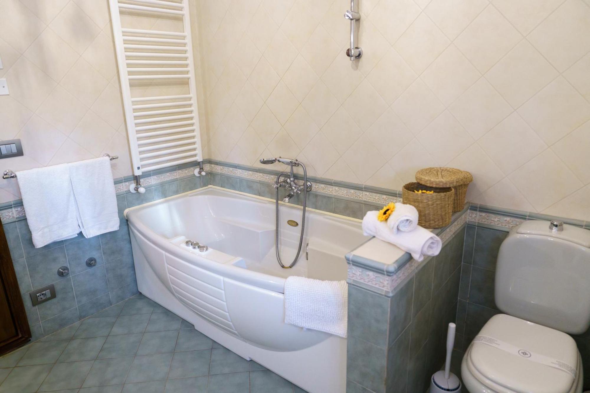 Villa Desideria Филине Валдарно Екстериор снимка